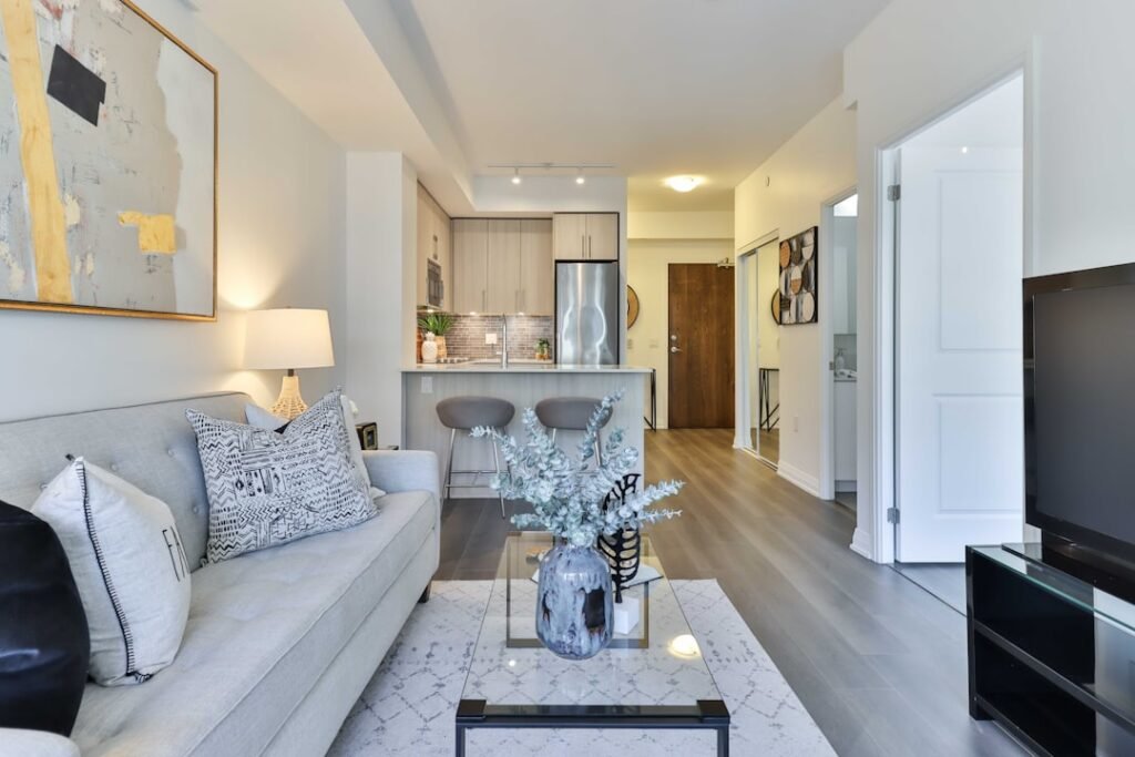 Arriendo amoblado en El Poblado · 1 mes mínimo